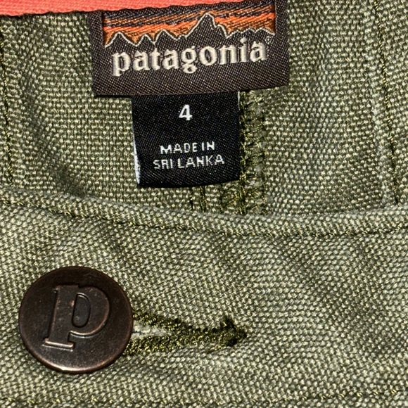 Patagonia W's All Seasons Hemp Canvas Shorts - 8" 4 - Picture 6 of 8
